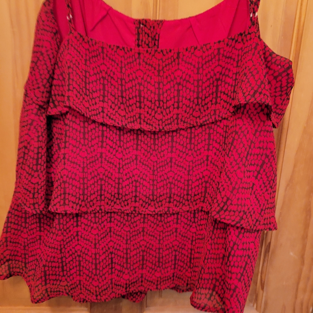 Halter top - Picture 3 of 3